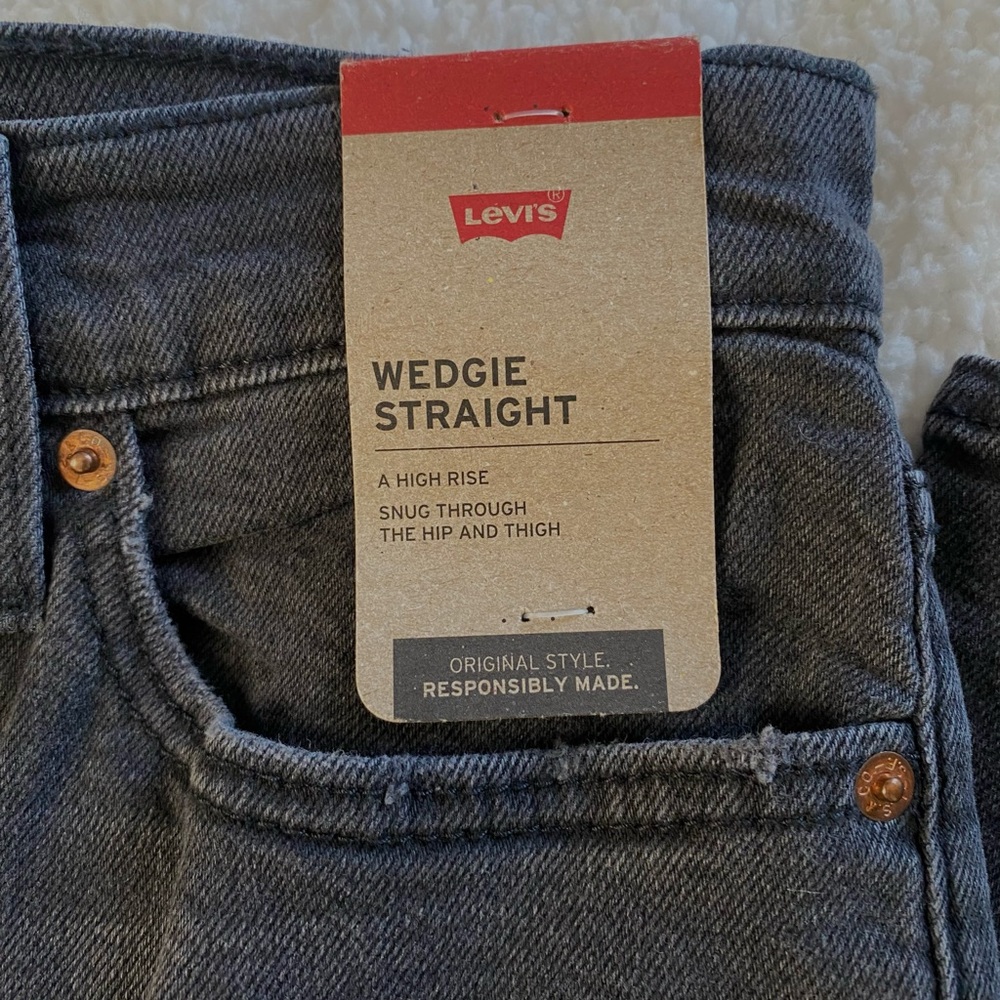 Levi jeans